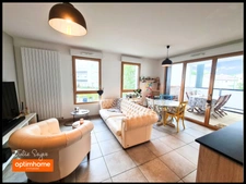 Appartement T4 de 86m² au 1er étage avec 2 terrasses, et garage double fermé et électrifié