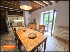 Maison familiale - 8 chambres, parking, terrasse et jardin – Centre de Gex