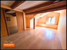 Maison de ville de 240 m² avec 5 chambres - cave et dépendance