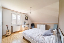 ZILLISHEIM – Maison centenaire, sans une ride. Cachet ancien, confort ultra-moderne.