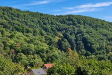 RIMBACH-ZELL – MAISON ENVIRON 99 M² – GARAGE –TERRASSE - POTENTIEL HABITATION - PREVOIR TRAVAUX