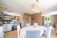 ZILLISHEIM – Maison centenaire, sans une ride. Cachet ancien, confort ultra-moderne.