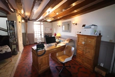SUPERBE HOTEL RESTAURANT LOGIS DE FRANCE  A VENDRE  LOCALISATION SECTEUR LUSIGNAN (86)