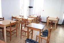 VENTE LOCAL COMMERCIAL DE 115M² A DEUX PAS DU  CENTRE VILLE ROCHEFORT 17