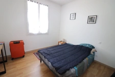 CHARMANTE MAISON CHARENTAISE  ENTIEREMENT RENOVEE, VUE DEGAGEE, SANS VIS A VIS 