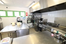  A VENDRE FONDS DE COMMERCE RESTAURANT TRADITIONNEL  SECTEUR DE TONNAY CHARENTE