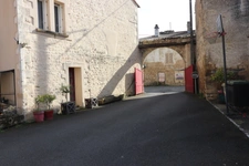 SUPERBE HOTEL RESTAURANT LOGIS DE FRANCE  A VENDRE  LOCALISATION SECTEUR LUSIGNAN (86)