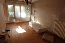 Maison de maçon type F 4 de 75m² secteur SAINT JEAN D'ANGELY (17)