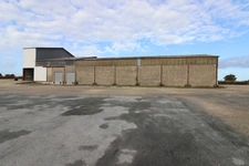   A LOUER PLATEFORME LOGISTIQUE SECTEUR DE ROCHEFORT (17)