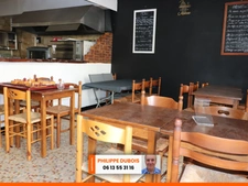 VENTE LOCAL COMMERCIAL DE 115M² A DEUX PAS DU  CENTRE VILLE ROCHEFORT 17