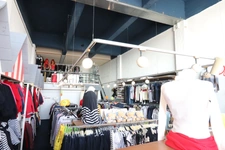 CESSION DROIT AU BAIL  BOUTIQUE VETEMENT FACE PORT DE ROYAN 