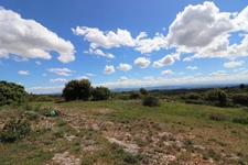 A VENDRE PROPRIETE DE 8 HECTARES AU COEUR DU  MINERVOIS (34)