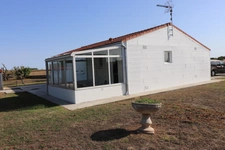Maison à louer 4 pièces à BORDS 17