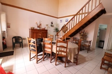 VENTE FONDS DE COMMERCE  AUBERGE, BAR AVEC LICENCE IV, GITES, USSON DU POITOU (86)
