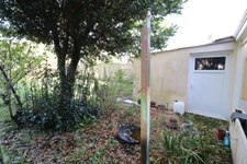 Maison de maçon type F 4 de 75m² secteur SAINT JEAN D'ANGELY (17)