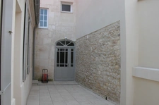  ROCHEFORT - RESIDENCE DE 7 LOGEMENTS MAGNIFIQUES PRESTATIONS  MEUBLE DE TOURISME  DE 3 ***