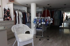  SECTEUR DE ROYAN. BOUTIQUE DE LINGERIE FINE PREMIUM POUR CES DAMES. 