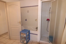MAISON SURFACE HABITABLE 100M² LOUER A L'ANNEE