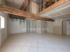 A vendre maison en pierre - a rénover - potentiel 140m² + garage + terrasse 16.7m² - Bettant