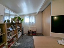 Maison de plain pied de 109 m² avec 3 chambres et un bureau sur une parcelle de 909 m² à Saint Maurice de Remens 01500