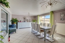 Maison familiale 143 m² 6 pièces - Piscine - Au calme - Saint André de Corcy