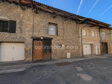 A vendre maison en pierre - a rénover - potentiel 140m² + garage + terrasse 16.7m² - Bettant