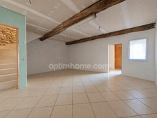 A vendre maison en pierre - a rénover - potentiel 140m² + garage + terrasse 16.7m² - Bettant