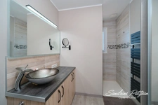 COUP DE CŒUR Maison 140 m² - 4 chambres, double garage, terrain 1500 m² avec piscine et jacuzzi
