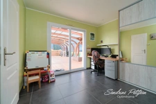 COUP DE CŒUR Maison 140 m² - 4 chambres, double garage, terrain 1500 m² avec piscine et jacuzzi