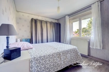 A vendre Maison 145m² – 6 pièces - Garage – Piscine– Terrain 612 M² - MIONNAY 01390