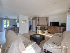 À vendre – Maison familiale de plain-pied – 4 chambres - Véranda 108.5m² + Garage – Piscine – Terrain 555 m² – Saint-André-de-Corcy 01390