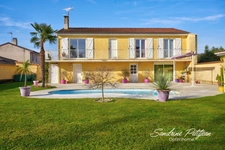 Maison familiale 143 m² 6 pièces 4/5 chambres - Piscine - Au calme - Saint André de Corcy