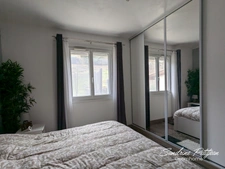 Maison de plain pied de 109 m² avec 3 chambres et un bureau sur une parcelle de 909 m² à Saint Maurice de Remens 01500