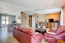 À vendre – Maison familiale de plain-pied – 4 chambres - Véranda 108.5m² + Garage – Piscine – Terrain 555 m² – Saint-André-de-Corcy