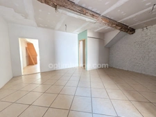 A vendre maison en pierre - a rénover - potentiel 140m² + garage + terrasse 16.7m² - Bettant