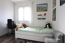 Maison de plain pied de 109 m² avec 3 chambres et un bureau sur une parcelle de 909 m² à Saint Maurice de Remens 01500