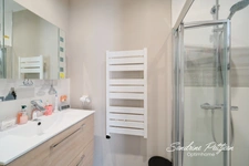 COUP DE CŒUR Maison 140 m² - 4 chambres, double garage, terrain 1500 m² avec piscine et jacuzzi