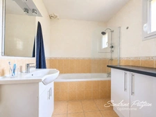 A vendre appartement T4 Lumineux de 91 m² avec Terrasse et Garage – Ambérieu-en-Bugey