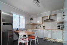 COUP DE CŒUR Maison 140 m² - 4 chambres, double garage, terrain 1500 m² avec piscine et jacuzzi