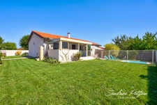 À vendre – Maison familiale de plain-pied – 4 chambres - Véranda 108.5m² + Garage – Piscine – Terrain 555 m² – Saint-André-de-Corcy