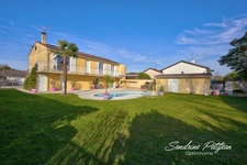 Maison familiale 143 m² 6 pièces 4/5 chambres - Piscine - Au calme - Saint André de Corcy