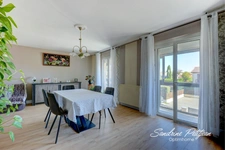 A vendre Maison 145m² – 6 pièces - Garage – Piscine– Terrain 612 M² - MIONNAY 01390