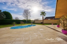 Maison familiale 143 m² 6 pièces 4/5 chambres - Piscine - Au calme - Saint André de Corcy