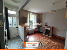 BAISSE DE PRIX - VICHY JEANNE D'ARC- MAISON RÉNOVÉE AVEC COUR ET GARAGE