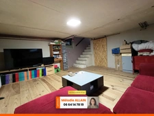 VICHY JEANNE D'ARC- MAISON DES ANNEES 40 AVEC COUR ET GARAGE-IDEAL INVESTISSEUR OU 1er ACHAT