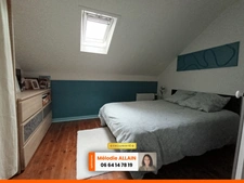VICHY JEANNE D'ARC- MAISON DES ANNEES 40 AVEC COUR ET GARAGE-IDEAL INVESTISSEUR OU 1er ACHAT