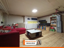 BAISSE DE PRIX - VICHY JEANNE D'ARC- MAISON RÉNOVÉE AVEC COUR ET GARAGE