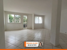 Vichy - Appartement T3 de 67.7m² avec cave et garage