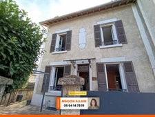 VICHY JEANNE D'ARC- MAISON DES ANNEES 40 AVEC COUR ET GARAGE-IDEAL INVESTISSEUR OU 1er ACHAT
