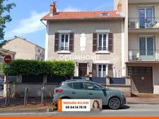 BAISSE DE PRIX - VICHY JEANNE D'ARC- MAISON RÉNOVÉE AVEC COUR ET GARAGE